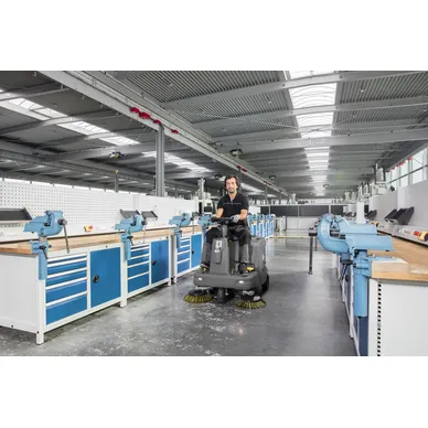 Karcher KM 85 50 R Bp Joensuun Laakeri Lakaisukone b kuva