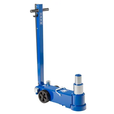 270 C1 50 2 AC paineilmatunkki Joensuun Laakeri kuva